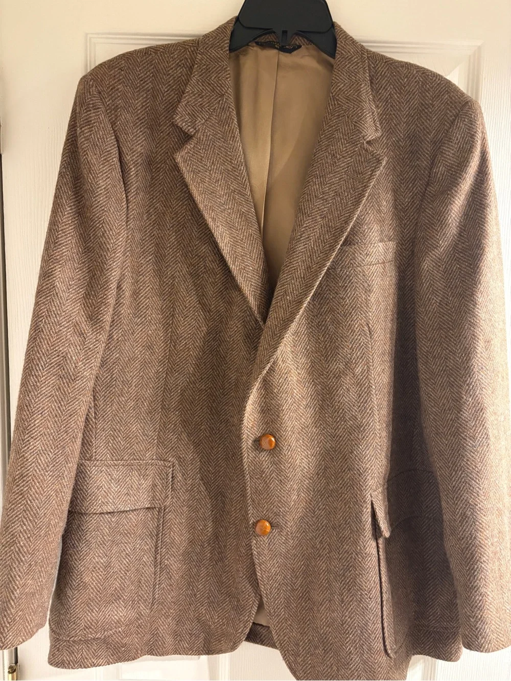 Haggar Brown Herringbone Wool Sport Coat with Tan Buttons